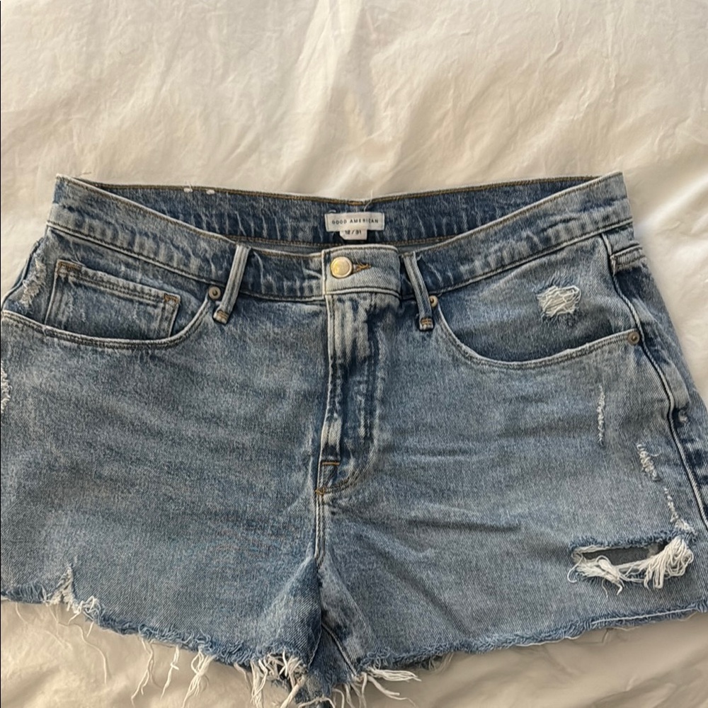 Good American Good ‘90s Women Shorts size 12